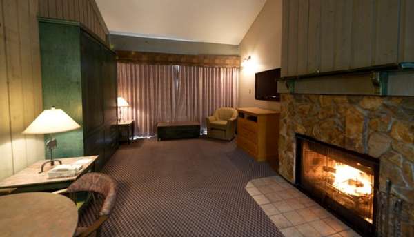  - Douglas Fir Resort & Chalets Banff