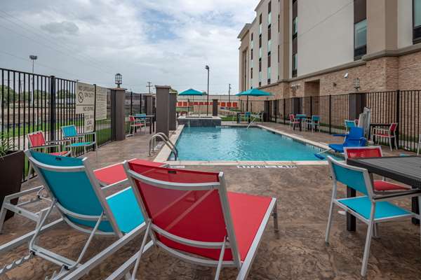 Pool - Hampton Inn Central Plano
