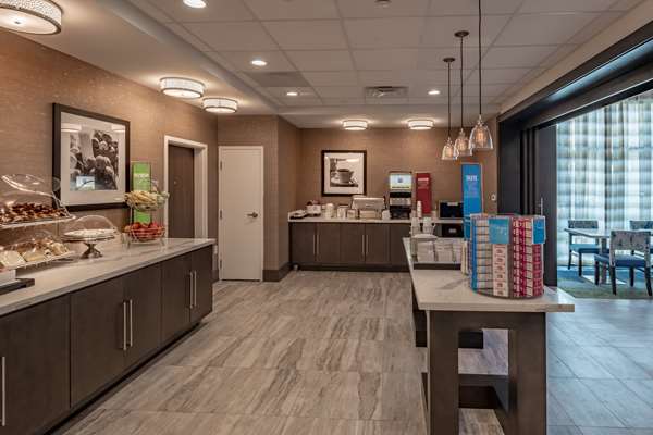 Amenities - Hampton Inn Central Plano