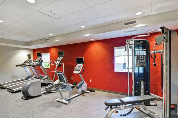 Fitness/ Exercise Room - Home2 Suites by Hilton Daytona Beach Speedway