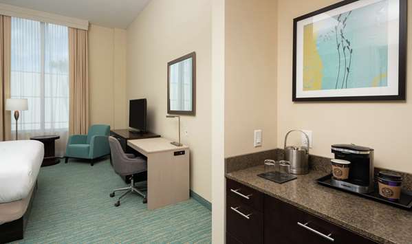 - DoubleTree by Hilton Hotel Doral