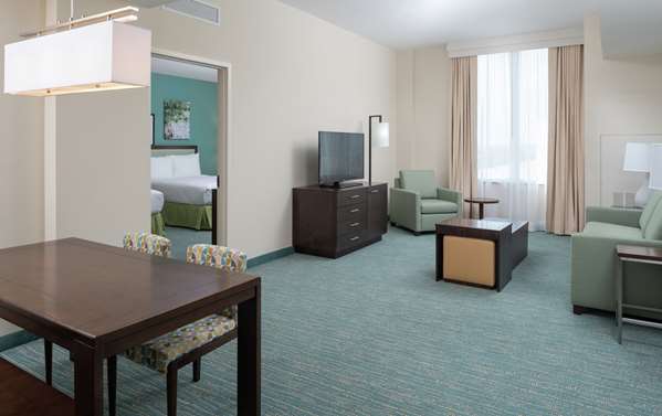  - DoubleTree by Hilton Hotel Doral