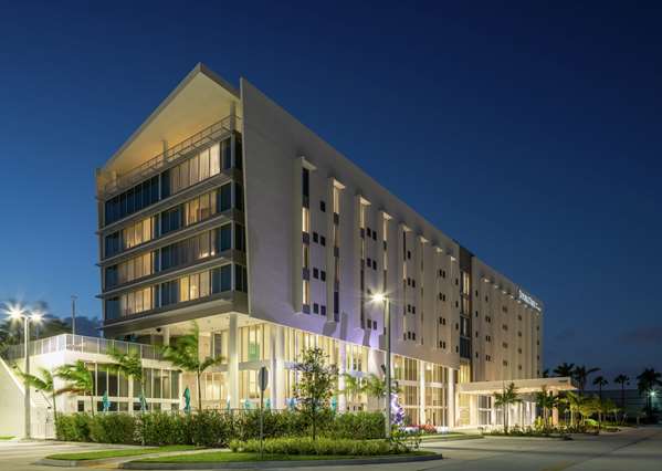 Exterior view - DoubleTree by Hilton Hotel Doral