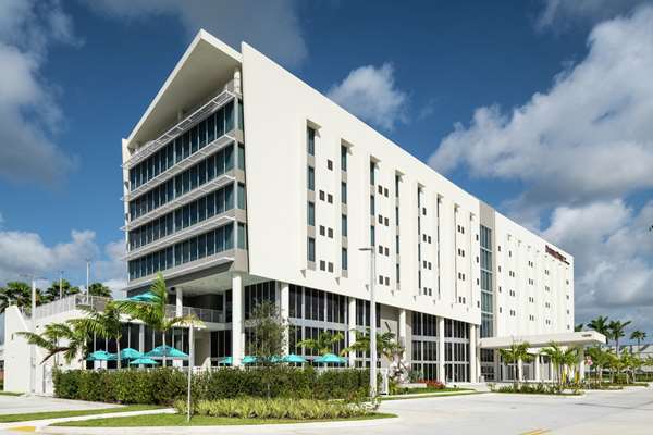 Exterior view - DoubleTree by Hilton Hotel Doral