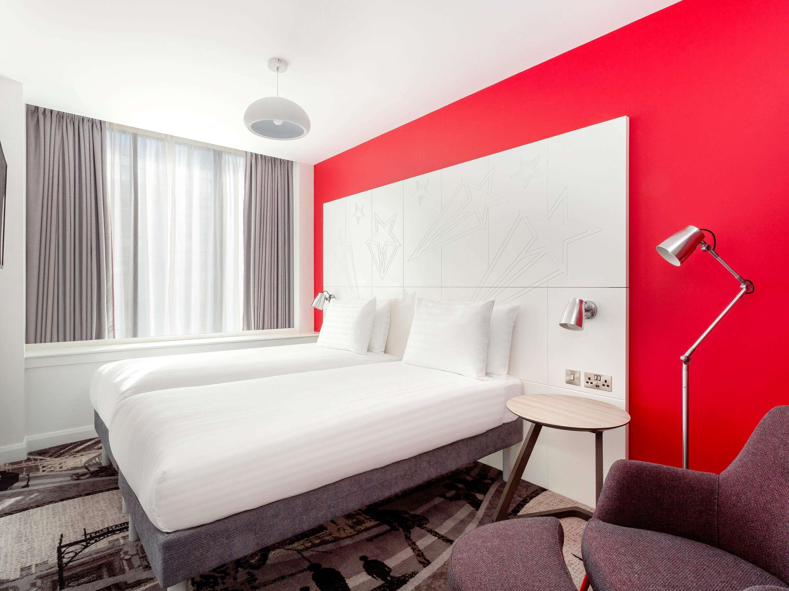 Ibis Styles Glasgow Central - Tap to explore photos