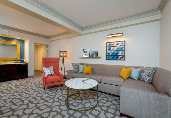  - Galt House Hotel & Suites Louisville - I-64, Exits 4 & 5B