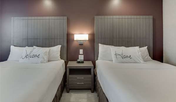  - Home Inn & Suites South Saskatoon