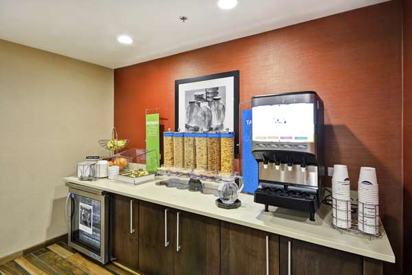 Amenities - Hampton Inn & Suites Grants Pass - I-5, Exit 58
