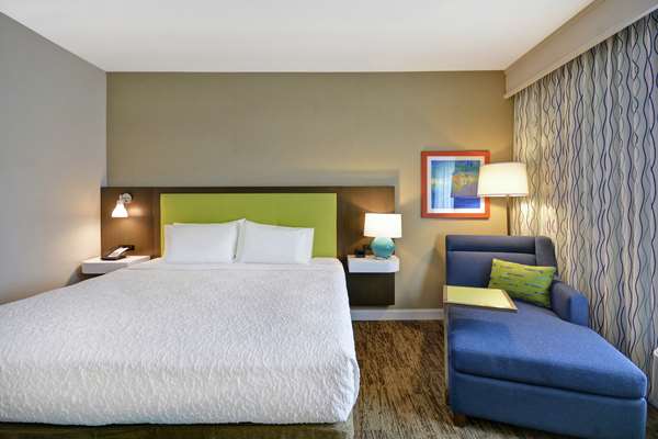  - Hampton Inn & Suites Grants Pass - I-5, Exit 58