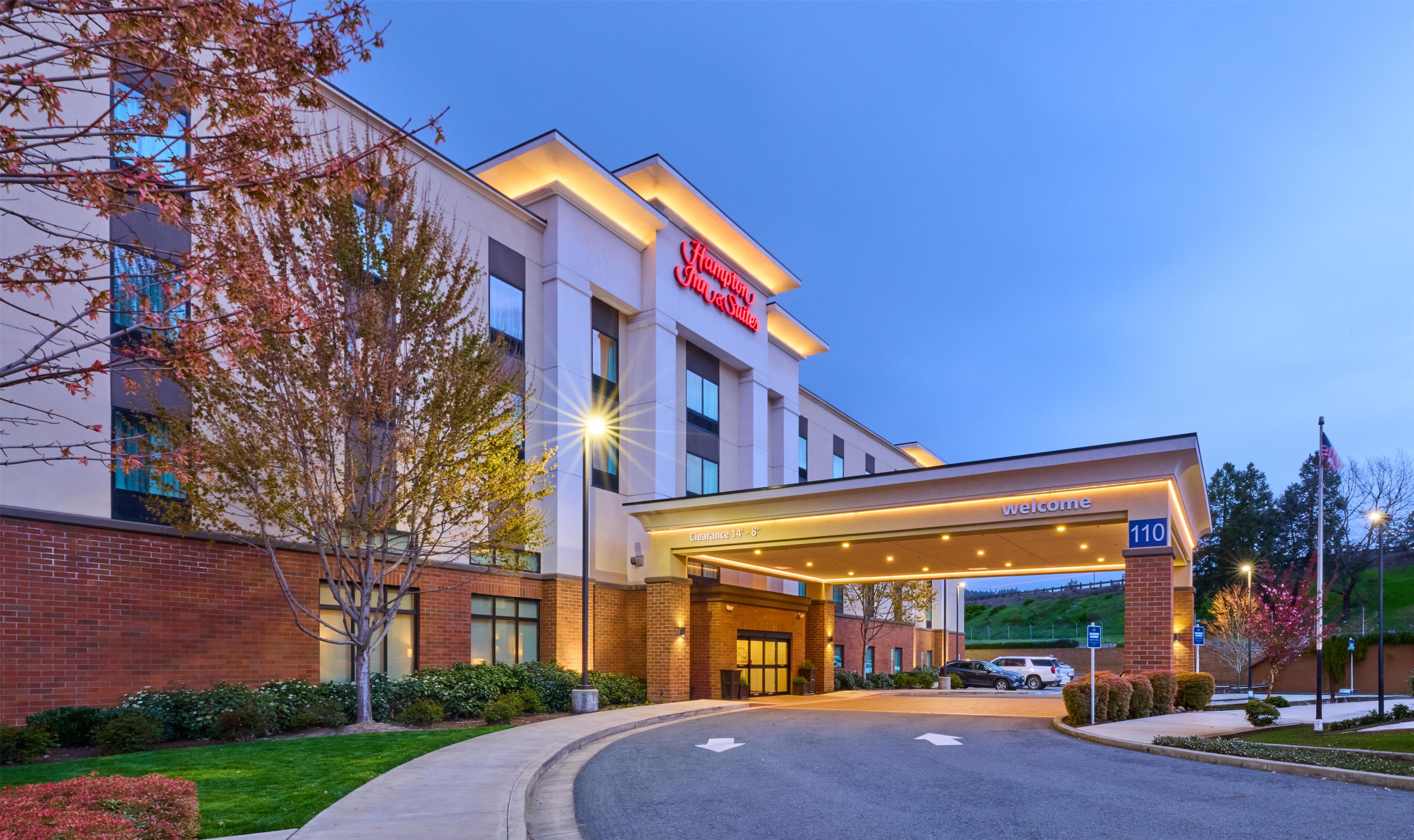 Exterior | Hampton Inn &  Suites Grants Pass