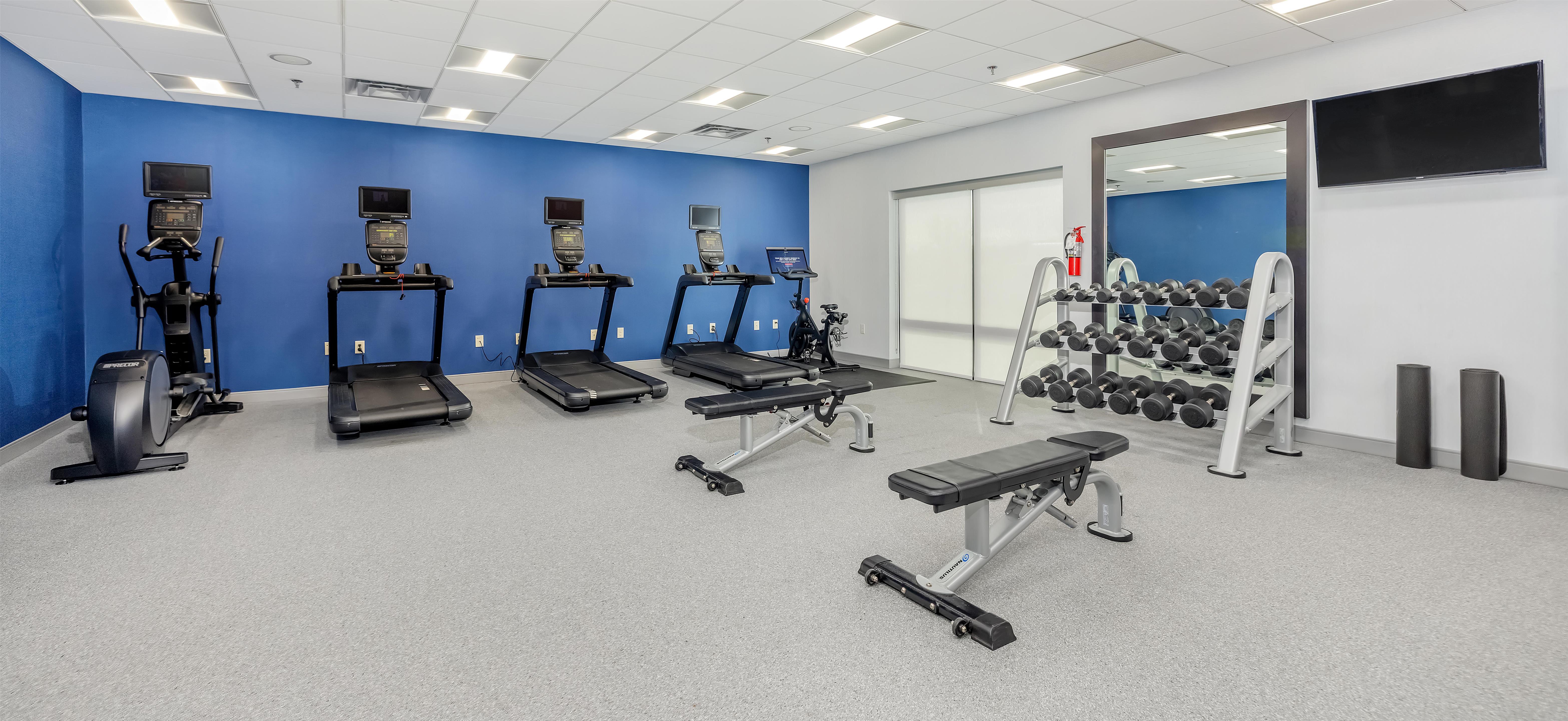 Health club fitness center gym | Hampton Inn &  Suites Grants Pass