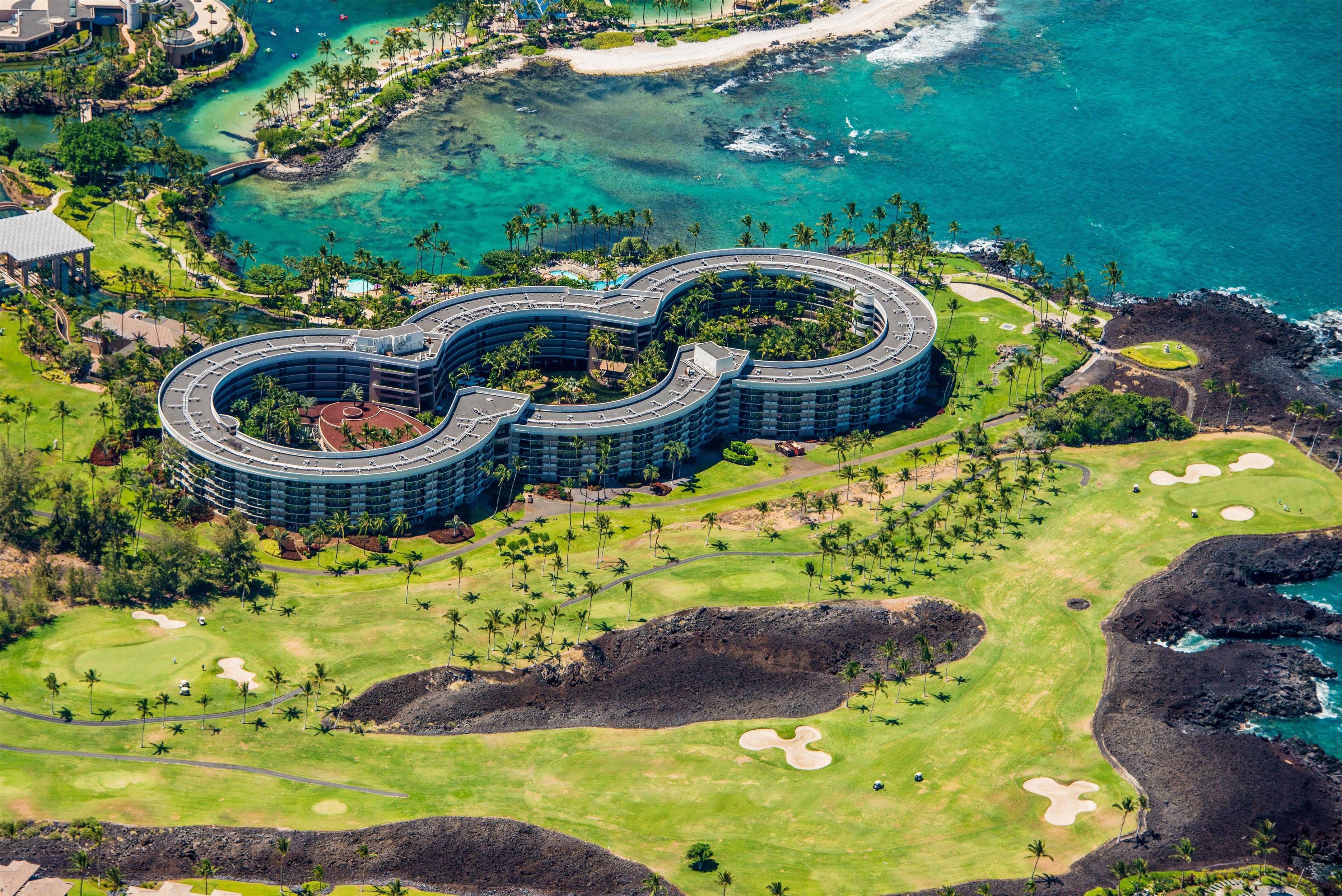 Exterior | Hilton Grand Vacations Club Ocean Tower Waikoloa Village