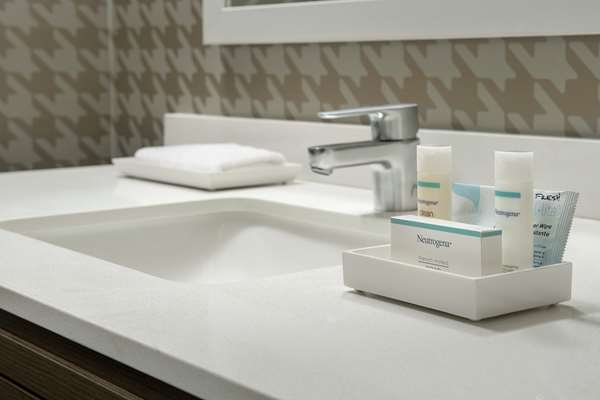  - Home2 Suites by Hilton Lakeland