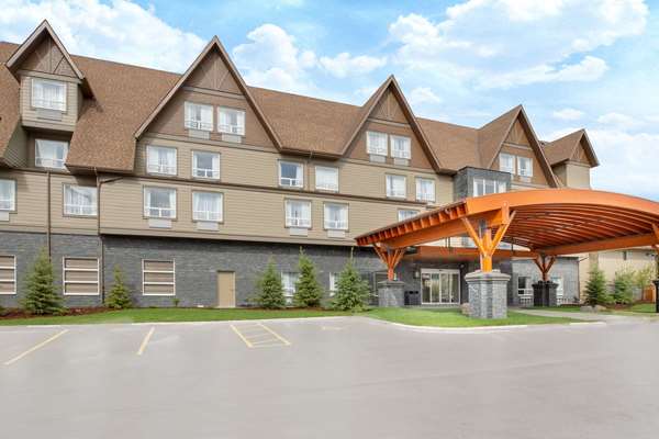 Exterior view - Super 8 Hotel Canmore