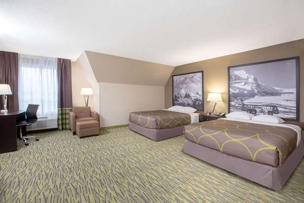  - Super 8 Hotel Canmore