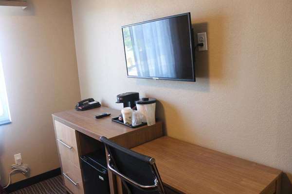  - Days Inn Brooklyn Heights