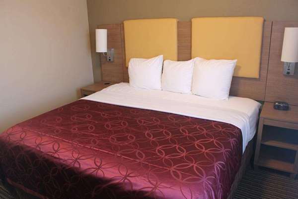  - Days Inn Brooklyn Heights