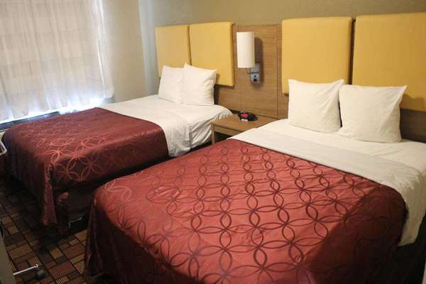  - Days Inn Brooklyn Heights