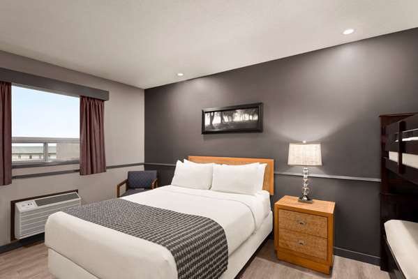 Suite - Travelodge Brandon