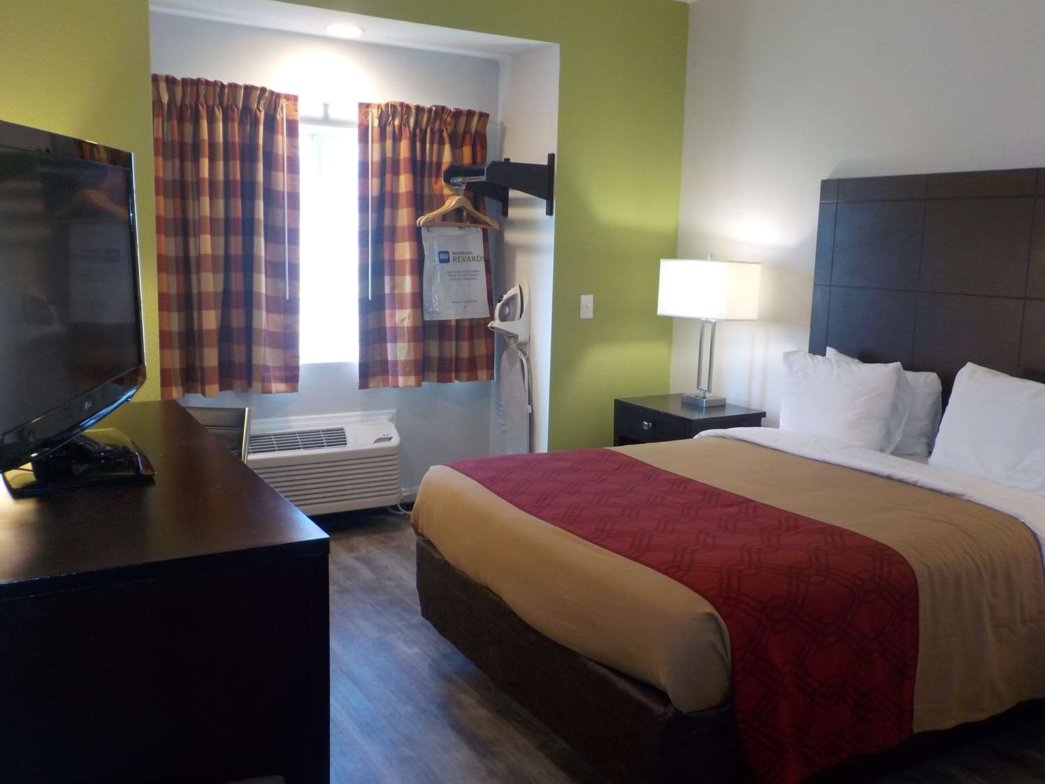 Surestay Hotel By Best Western Shallotte Nc - See Discounts