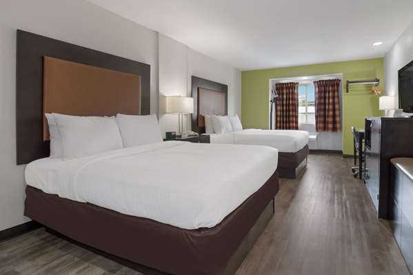  - SureStay Hotel by Best Western Shallotte