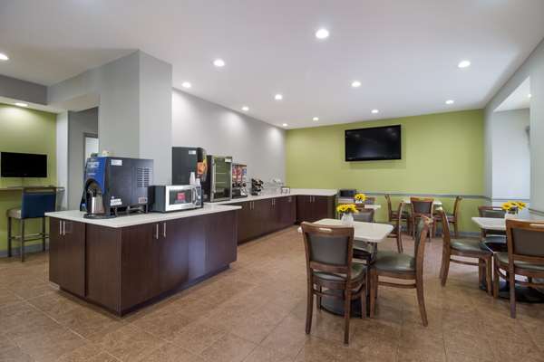 Restaurant - SureStay Hotel by Best Western Shallotte