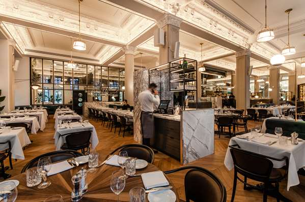 Restaurant - Hotel Birks Downtown Montreal