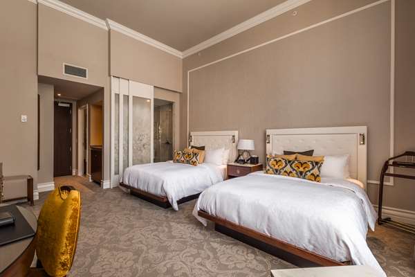  - Hotel Birks Downtown Montreal