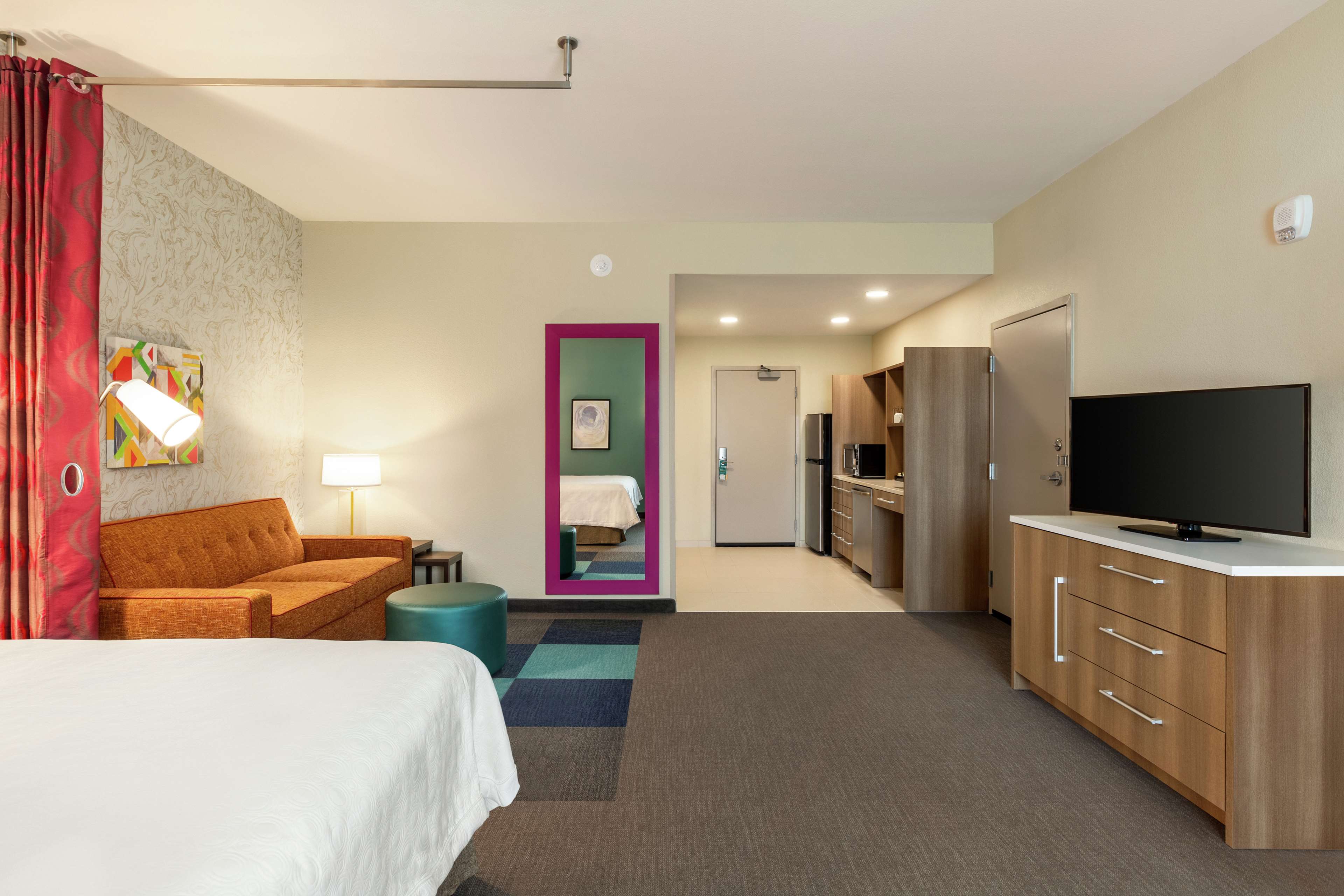 Home2 Suites by Hilton Statesboro, GA - Tap to explore photos