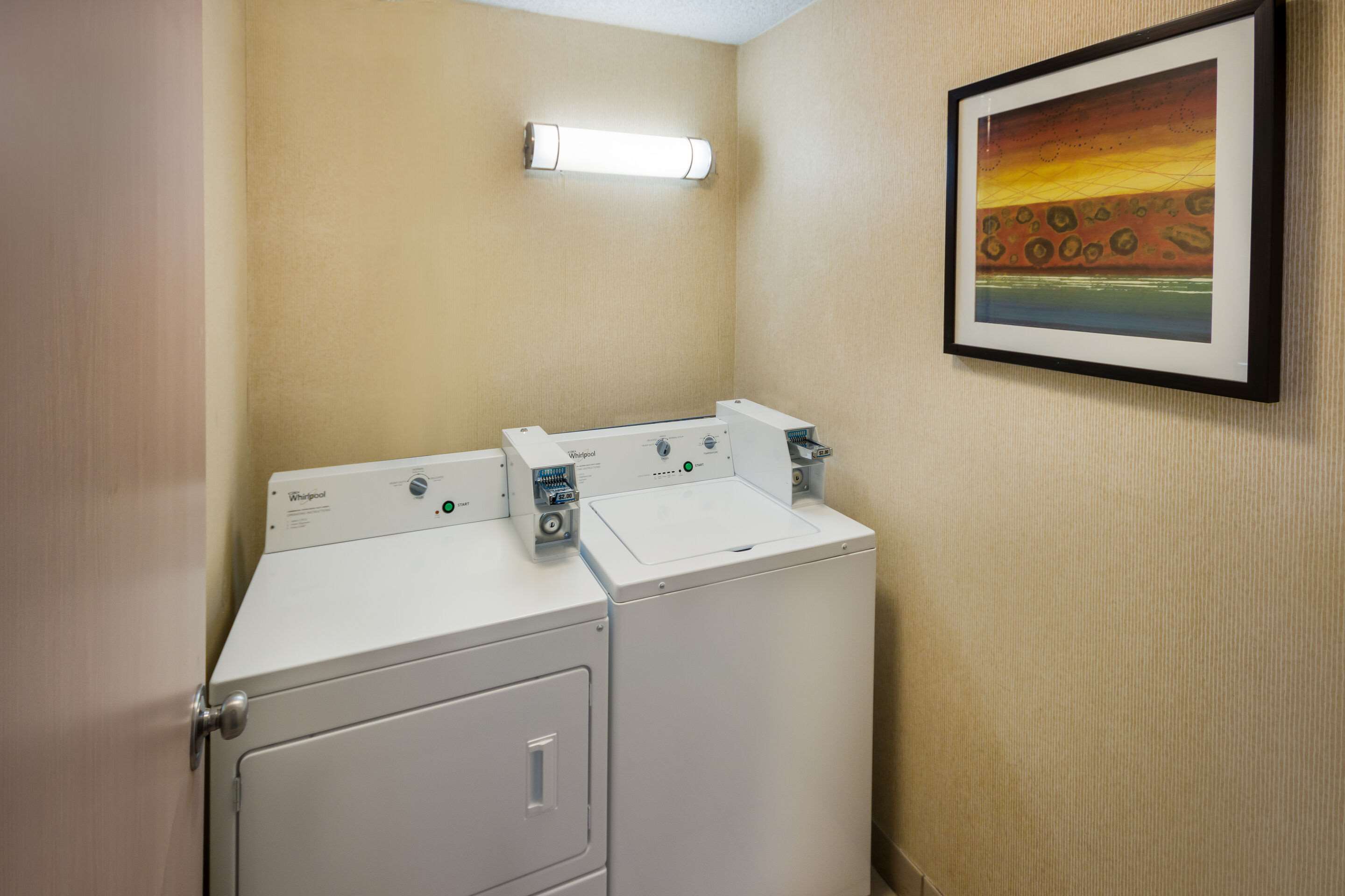 Guest laundry facilities | Quality Inn & Suites