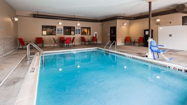 Pool - Best Western Roosevelt Place Hotel Bismark