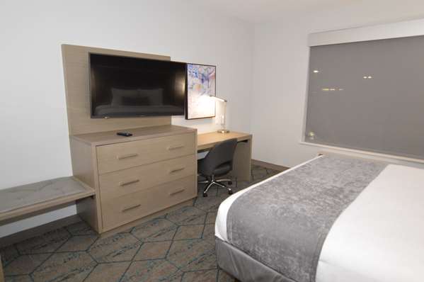 Suite - Best Western Plus Executive Residency Oklahoma City - I-35, Exit 123