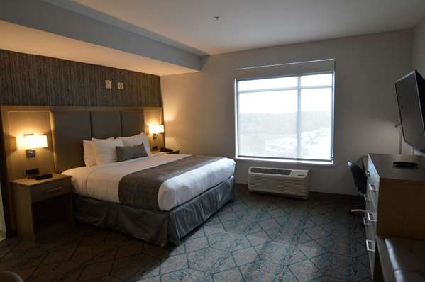 Suite - Best Western Plus Executive Residency Oklahoma City - I-35, Exit 123