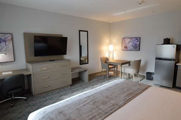 Suite - Best Western Plus Executive Residency Oklahoma City - I-35, Exit 123