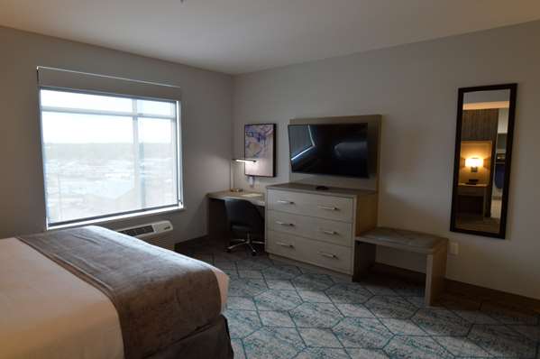 Suite - Best Western Plus Executive Residency Oklahoma City - I-35, Exit 123