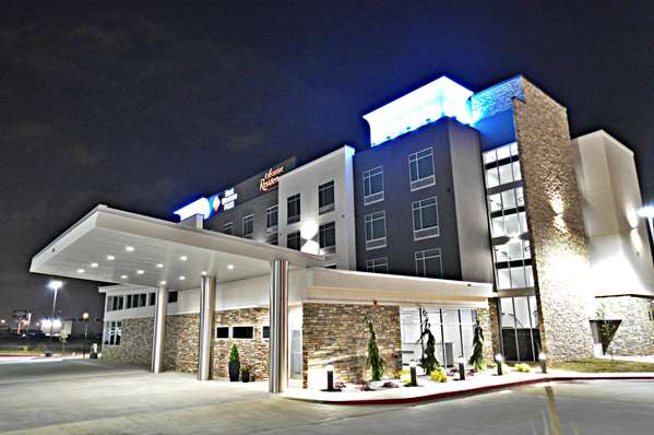 Exterior view - Best Western Plus Executive Residency Oklahoma City - I-35, Exit 123