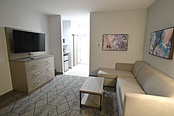 Suite - Best Western Plus Executive Residency Oklahoma City - I-35, Exit 123