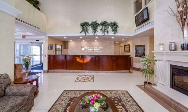 Bar - Monte Carlo Inn & Suites Barrie