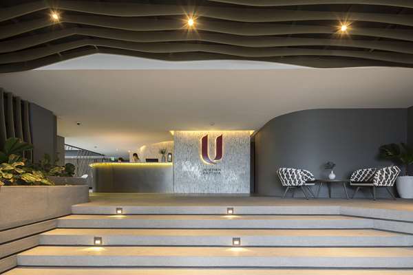 On-Site,Lobby,Reception