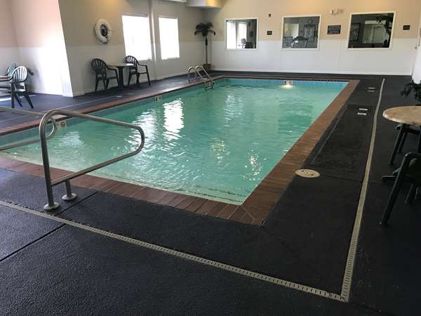 Pool - SureStay Plus Hotel by Best Western Billings