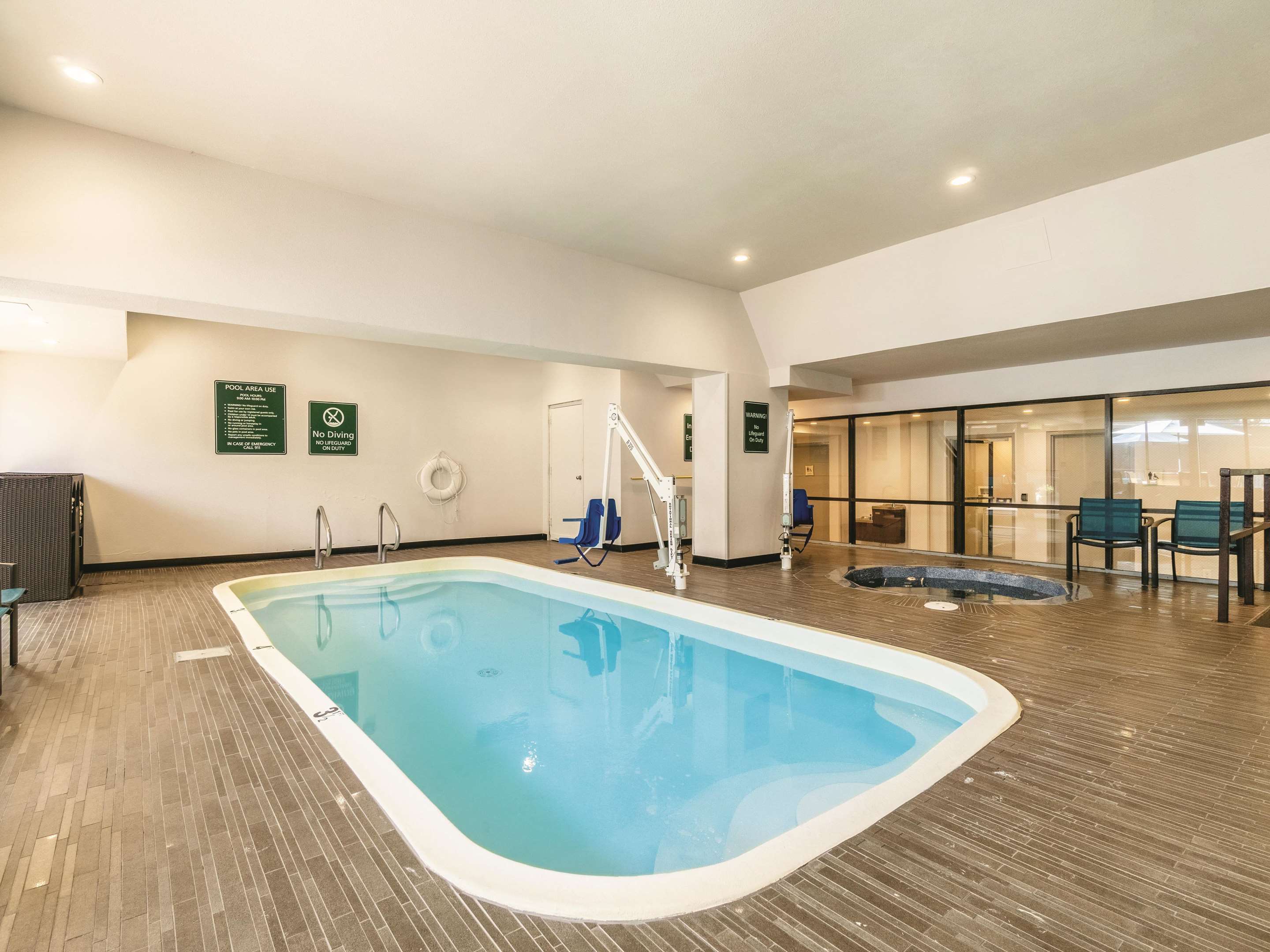 Pool | La Quinta by Wyndham Glenwood Springs