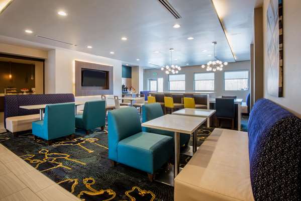  - La Quinta Inn & Suites Buffalo