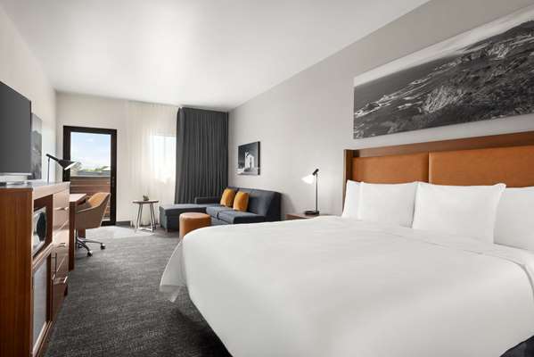  - La Quinta Inn & Suites San Luis Obispo