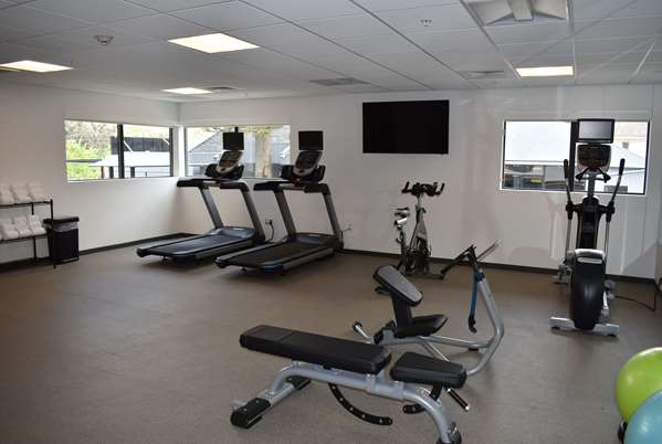 Fitness/ Exercise Room - La Quinta Inn & Suites San Luis Obispo