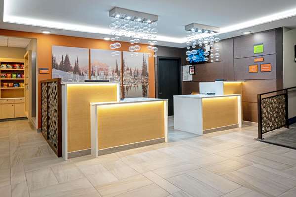  - La Quinta Inn & Suites Federal Way - I-5, Exit 143