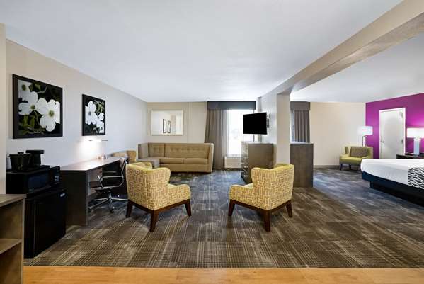 Suite - La Quinta Inn & Suites US 45 Columbus