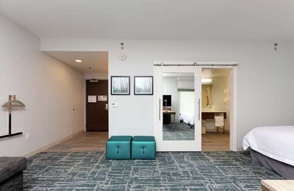  - Hampton Inn Acworth - I-75, Exit 277