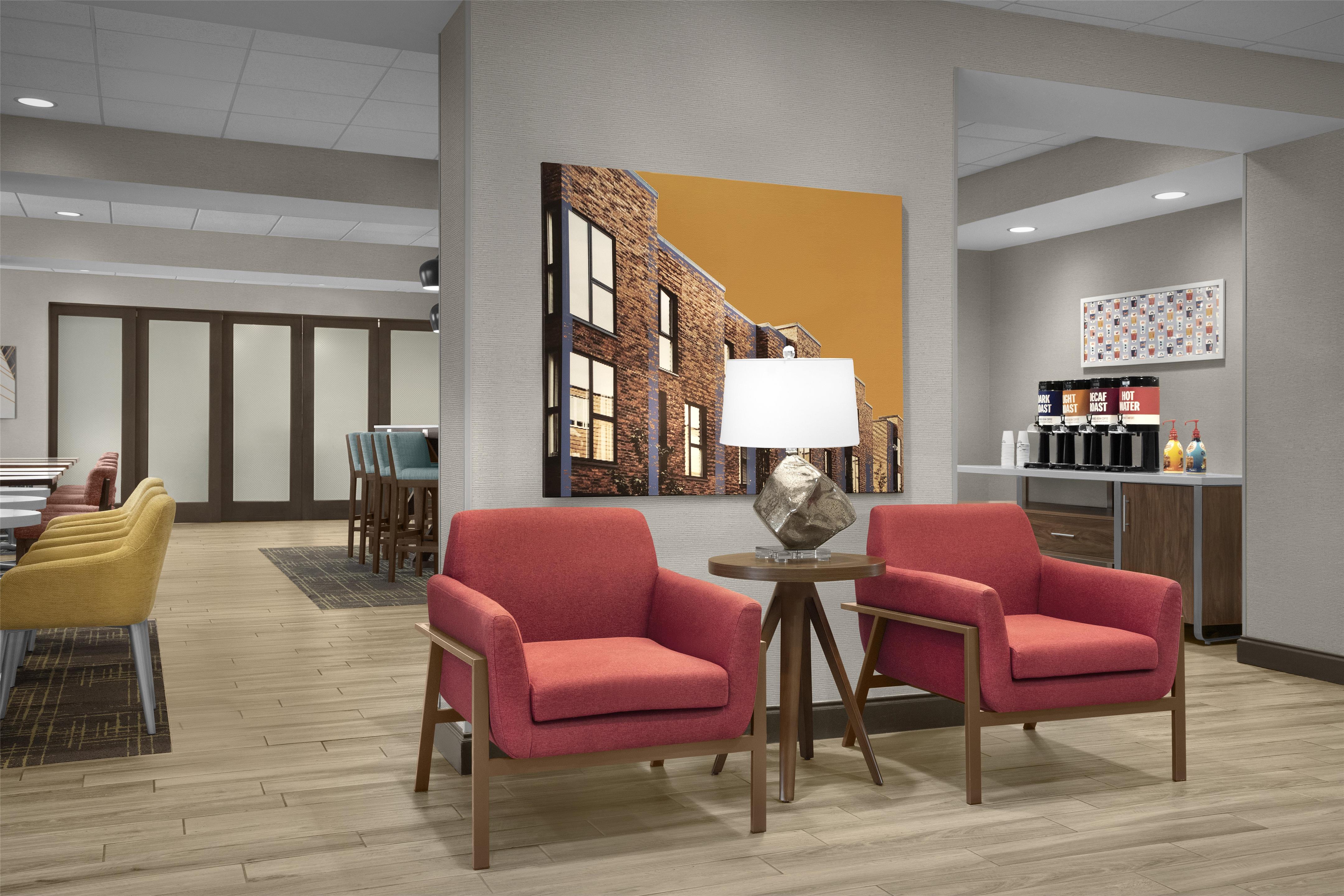 Lobby | Hampton Inn Champaign Southwest