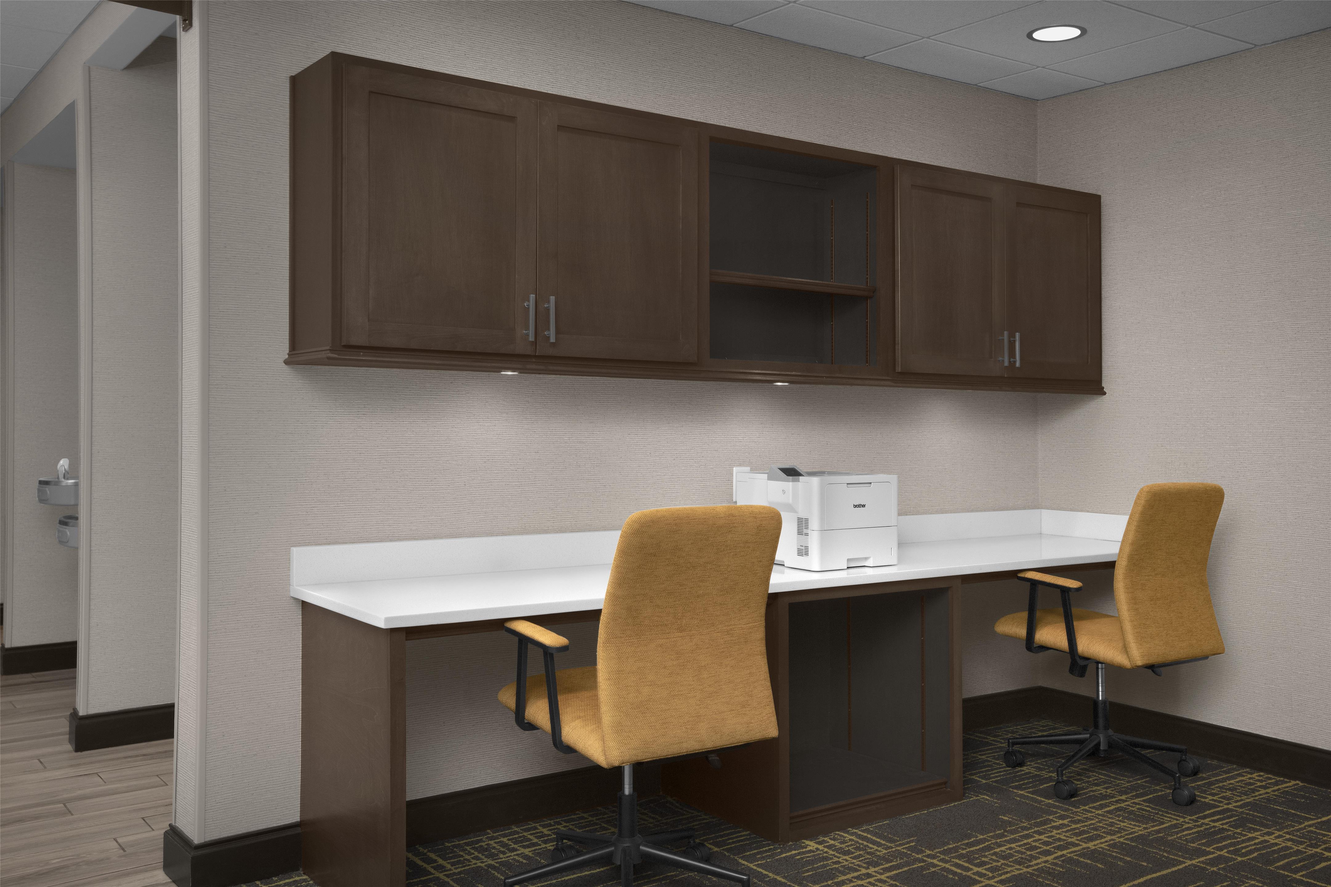 Business Center | Hampton Inn Champaign Southwest