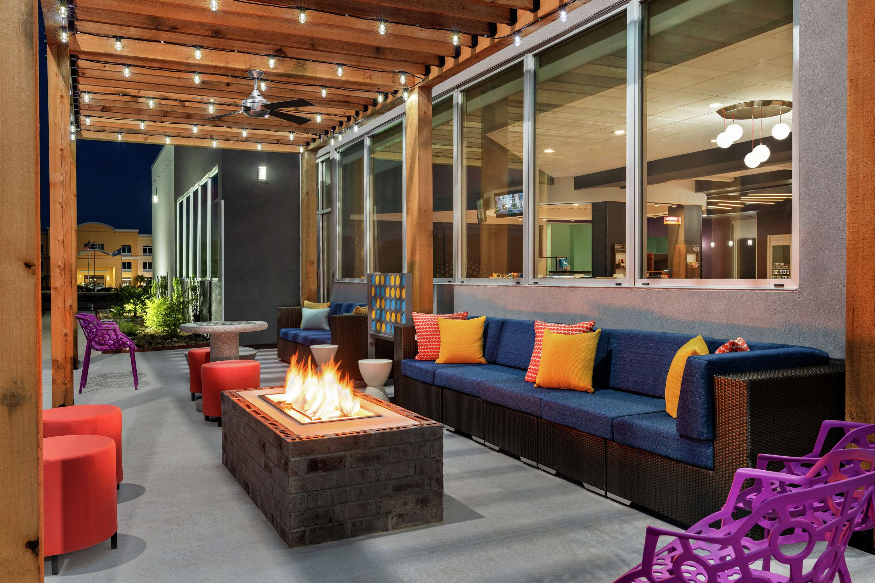 Exterior | Tru by Hilton Florence I-95